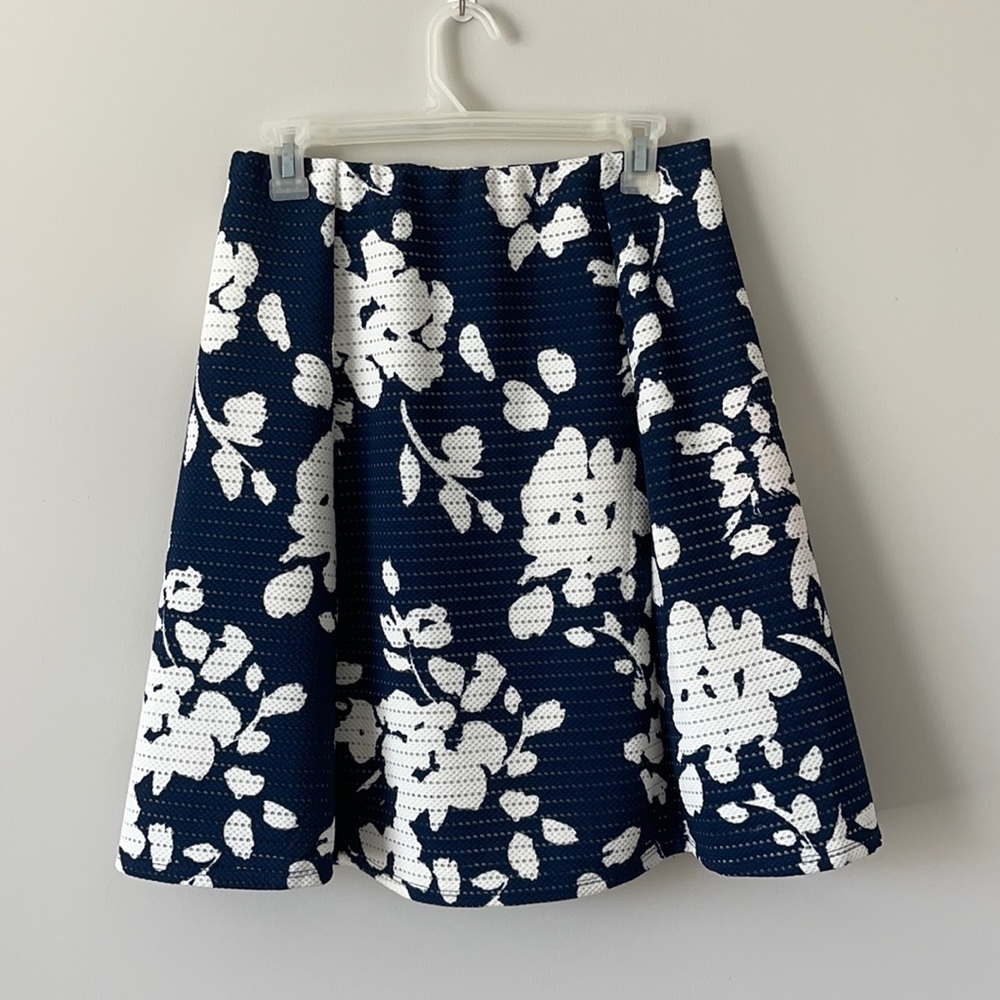 Navy/White Floral Skirt
